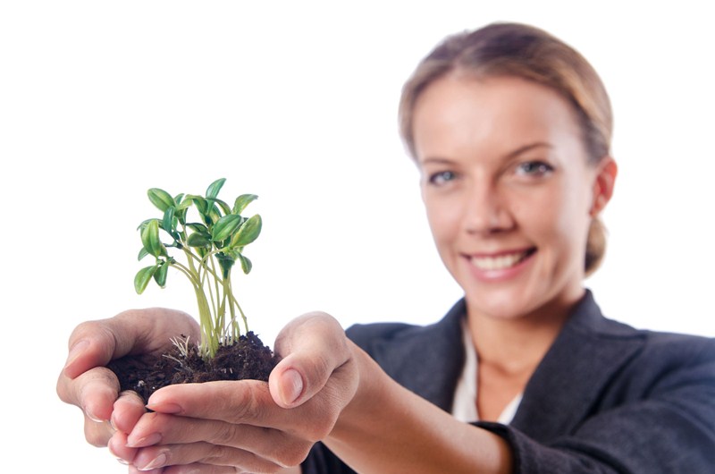 Who is eligible for 10% tax on business sale?